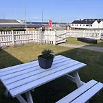 Cozy Located By Tejn Harbor