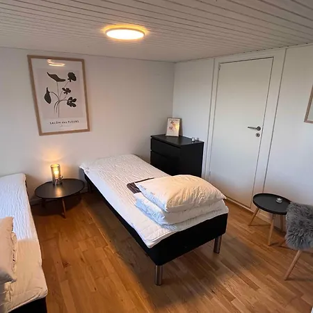 Cozy Located By Tejn Harbor Allinge-Sandvig