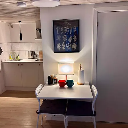 Apartment Cozy Located By Tejn Harbor *